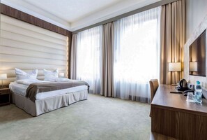 Superior Room | 1 bedroom, hypo-allergenic bedding, in-room safe, desk