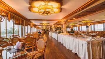 Tägliches inbegriffenes großes Frühstück