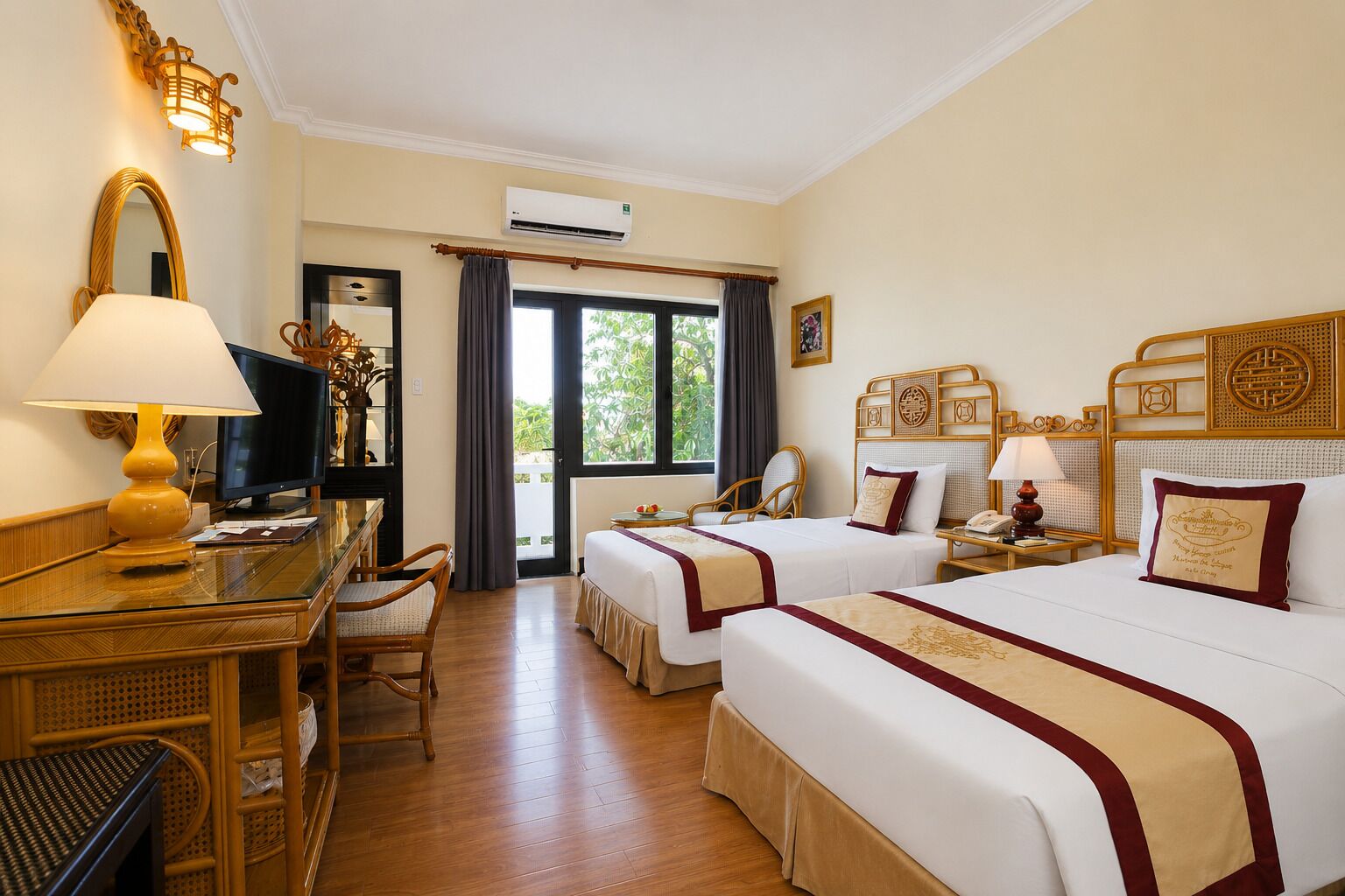 Deluxe Room, Garden View