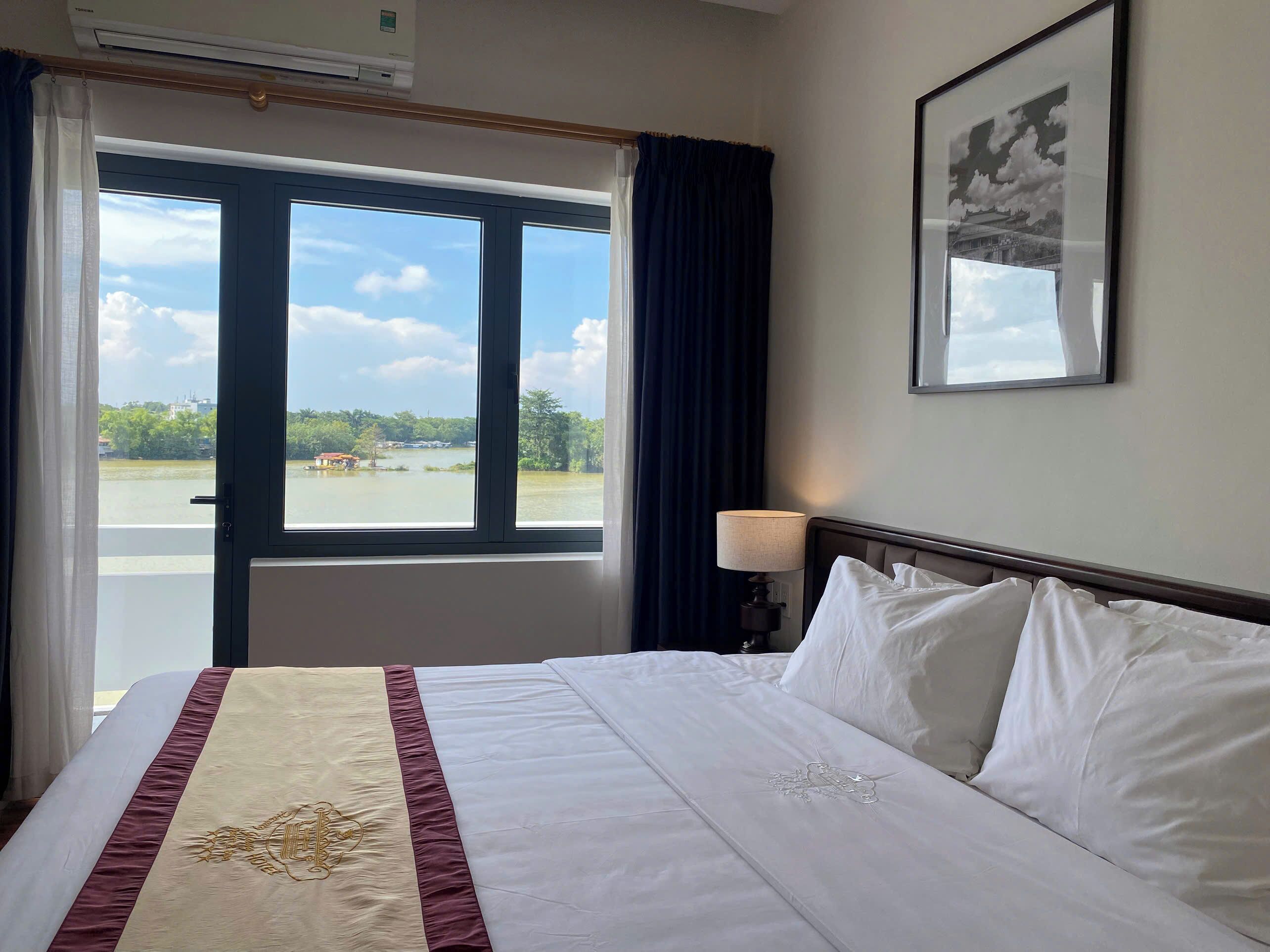 Premier-Zimmer, 1 Queen-Bett, Flussblick