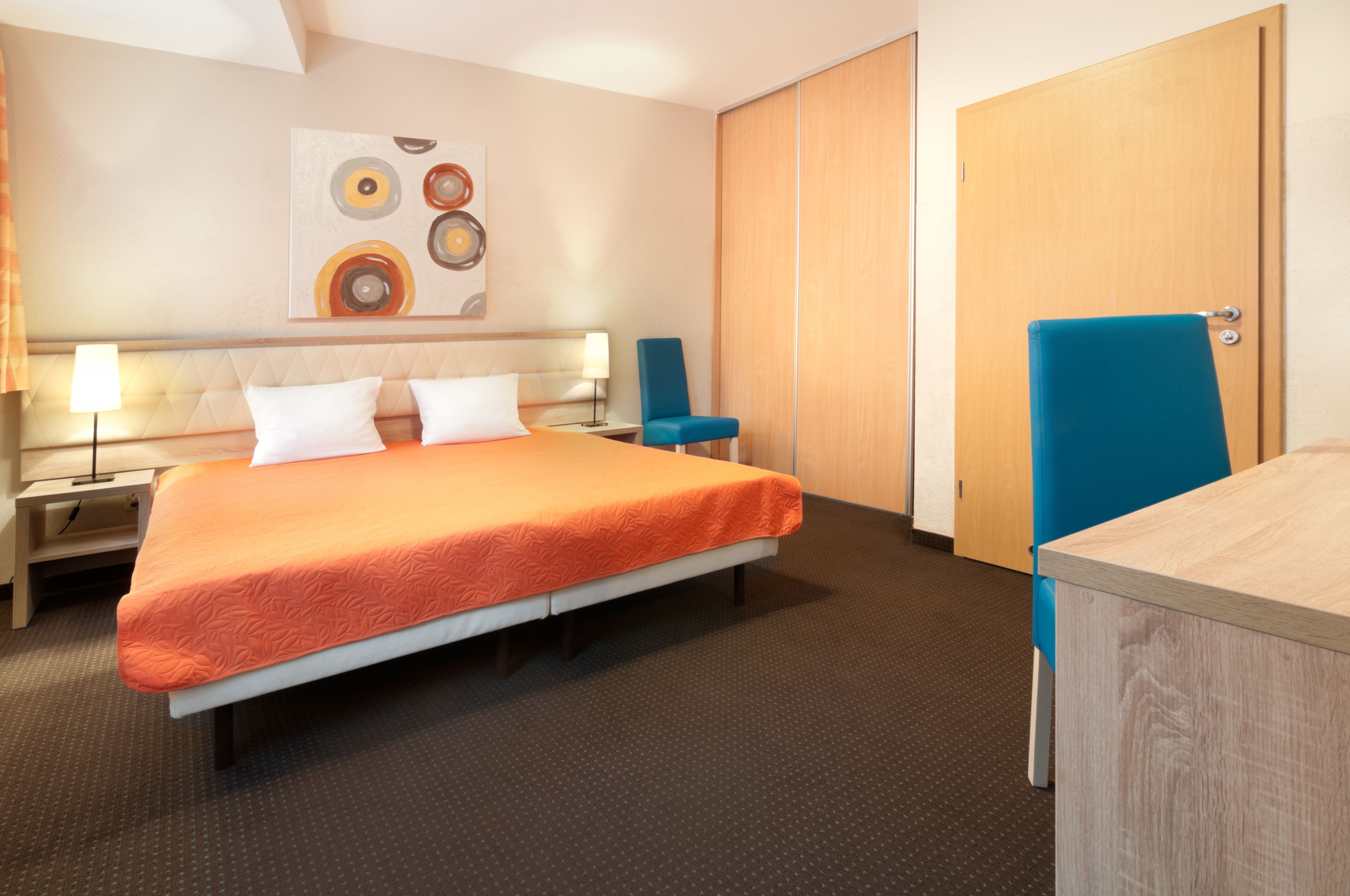 standard double or twin room | hypo-allergenic bedding, desk, iron/ironing board, free cots/infant beds