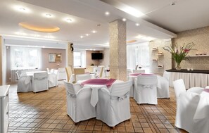 Restaurant - Petrus Hotel (Kraków)