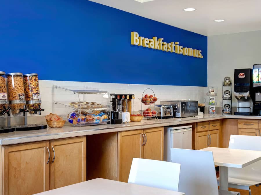 Free continental breakfast