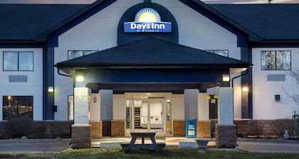 Days Inn by Wyndham Whitecourt