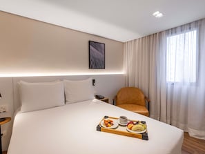 Frigobar, cofres nos quartos, individualmente decorados