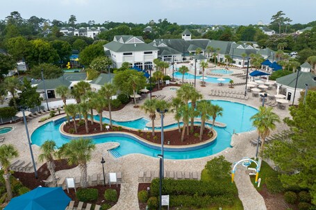 Sheraton Broadway Resort Villas - Image 41