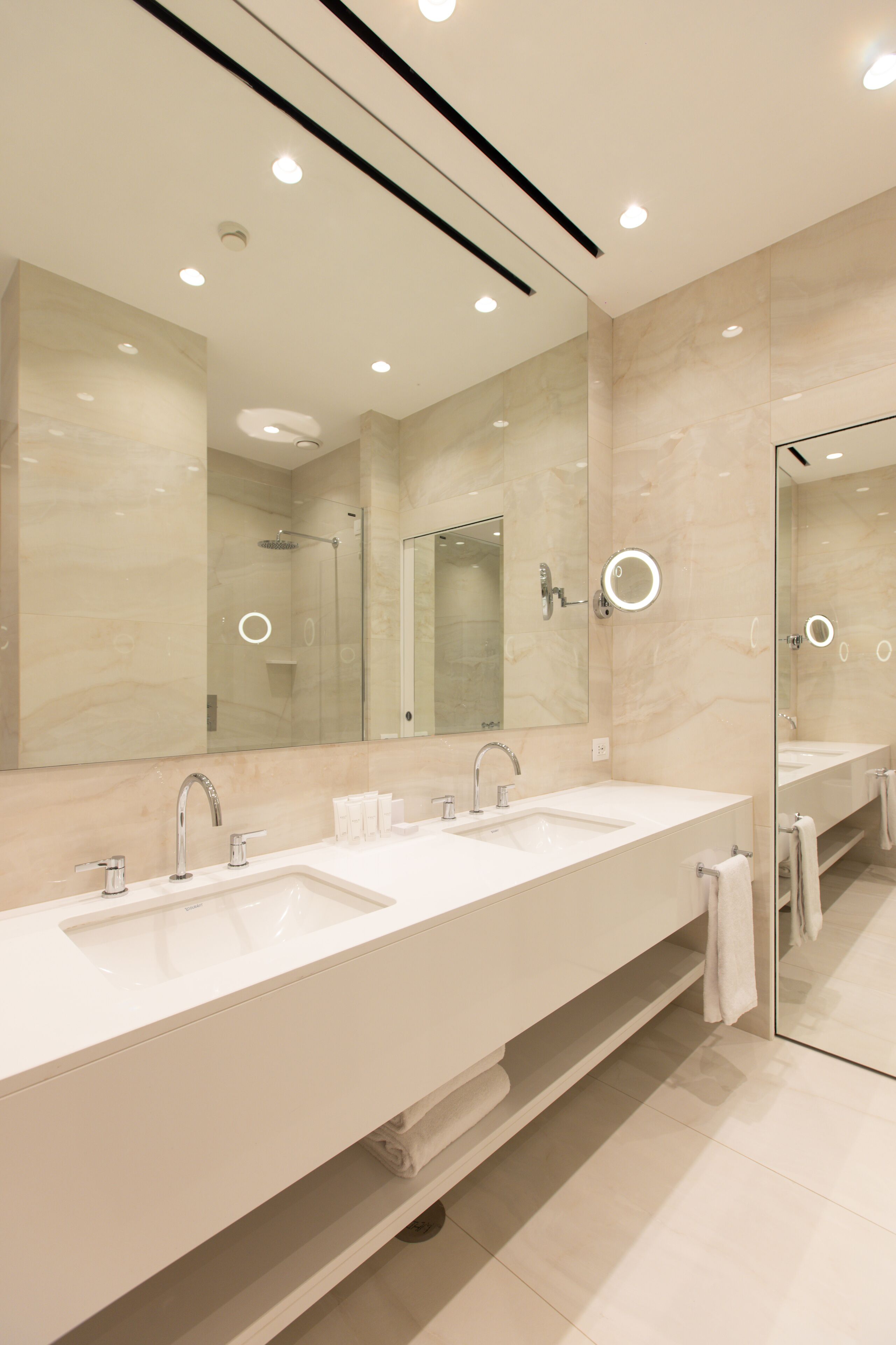 shower, free toiletries, hair dryer, slippers