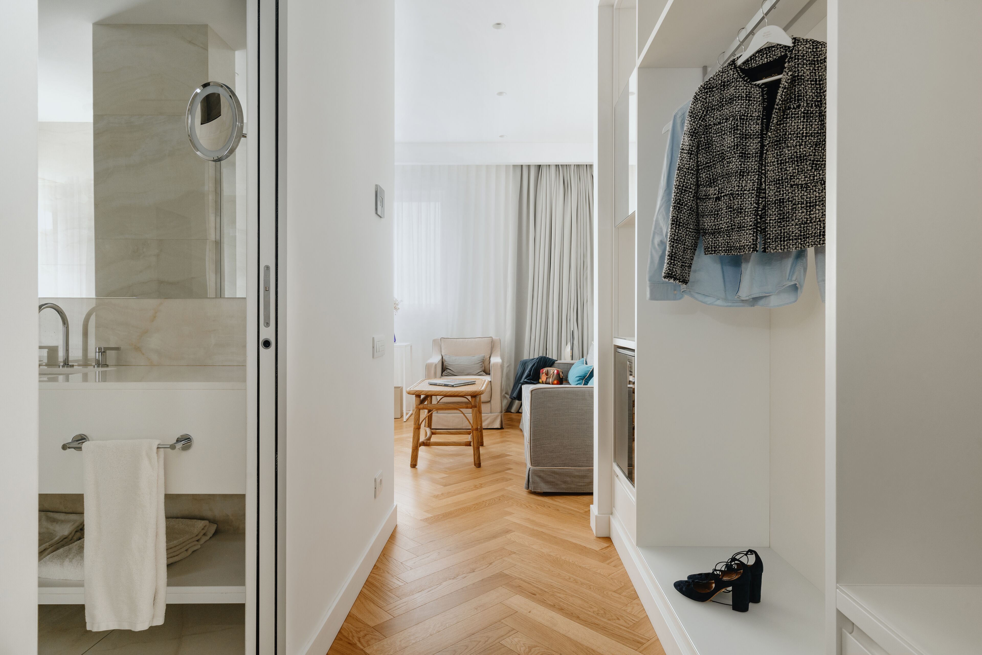 suite | 1 bedroom, down duvets, memory-foam beds, minibar