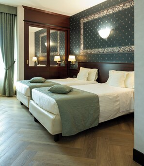 Comfy Twin | Hypo-allergenic bedding, minibar, in-room safe, individually furnished