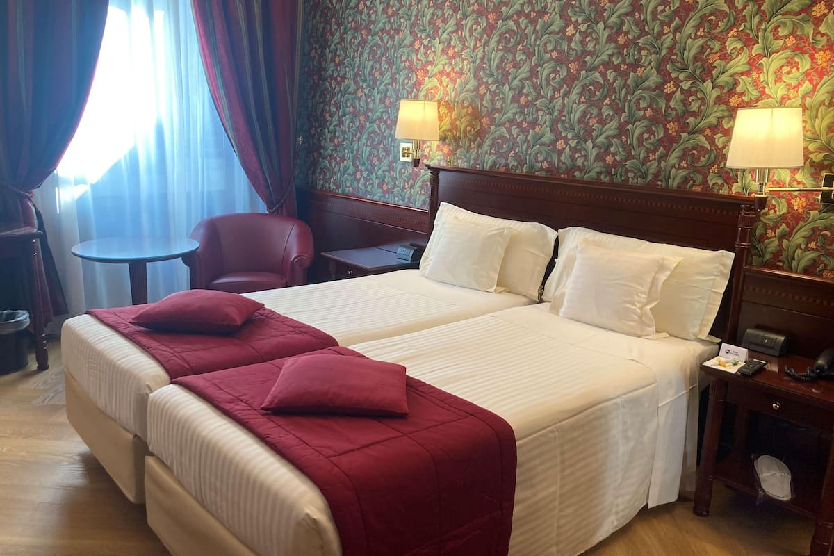 Ropa de cama hipoalergénica y minibar