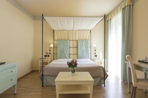Minibar, in-room safe, desk, blackout drapes