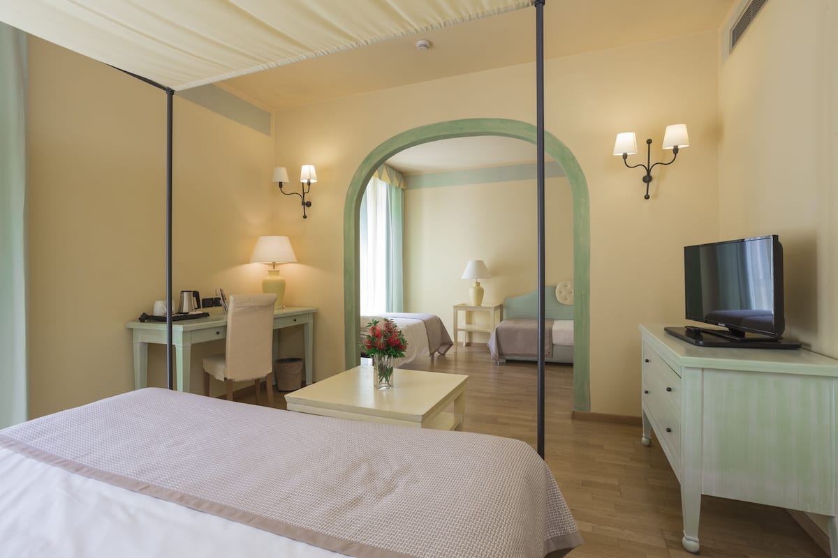 1 Schlafzimmer, Minibar, Zimmersafe, Schreibtisch