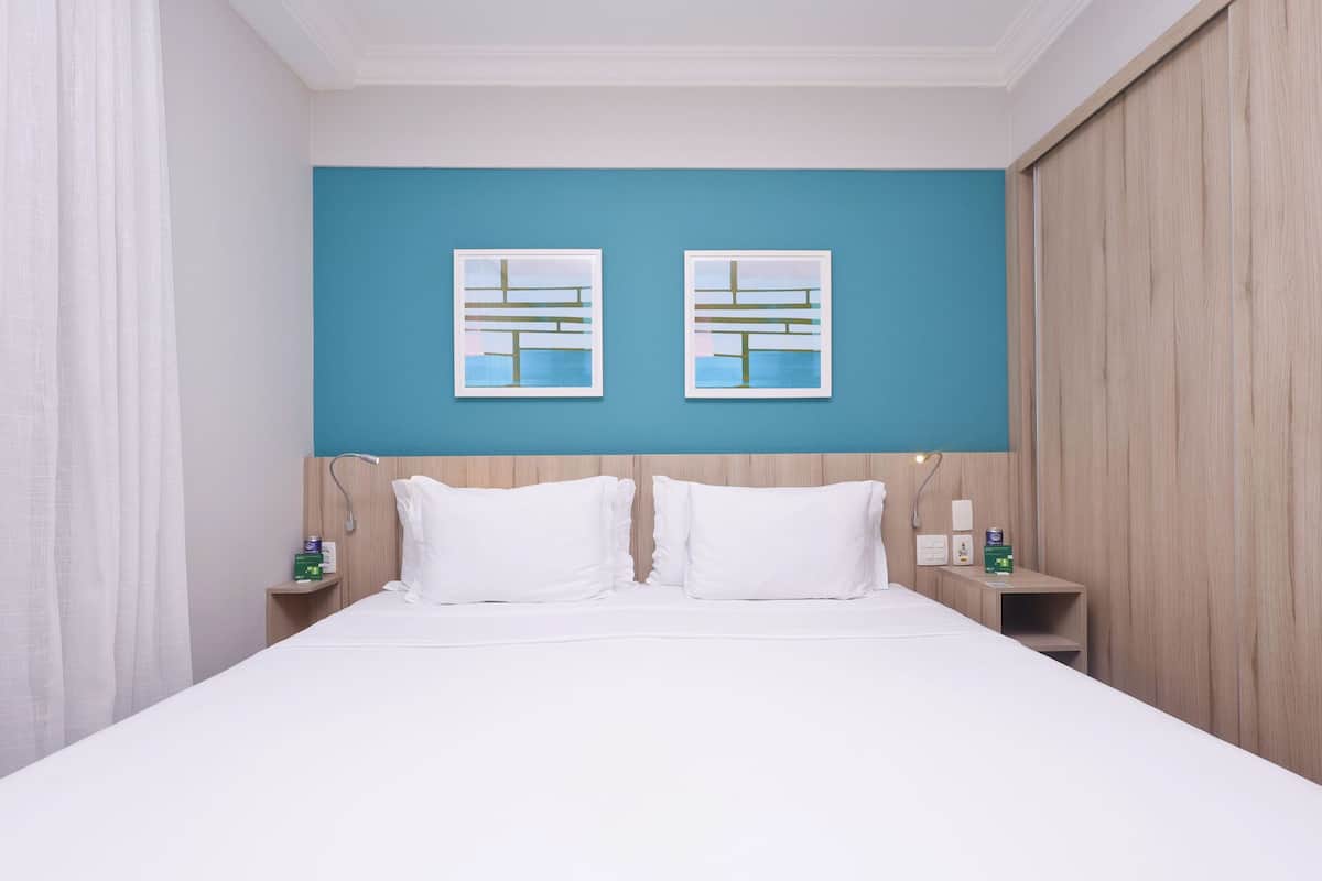 Suite Superior King | Biancheria da letto ipoallergenica, minibar, una cassaforte in camera