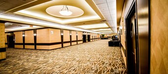 Canad Inns Destination Centre Club Regent Casino Hotel