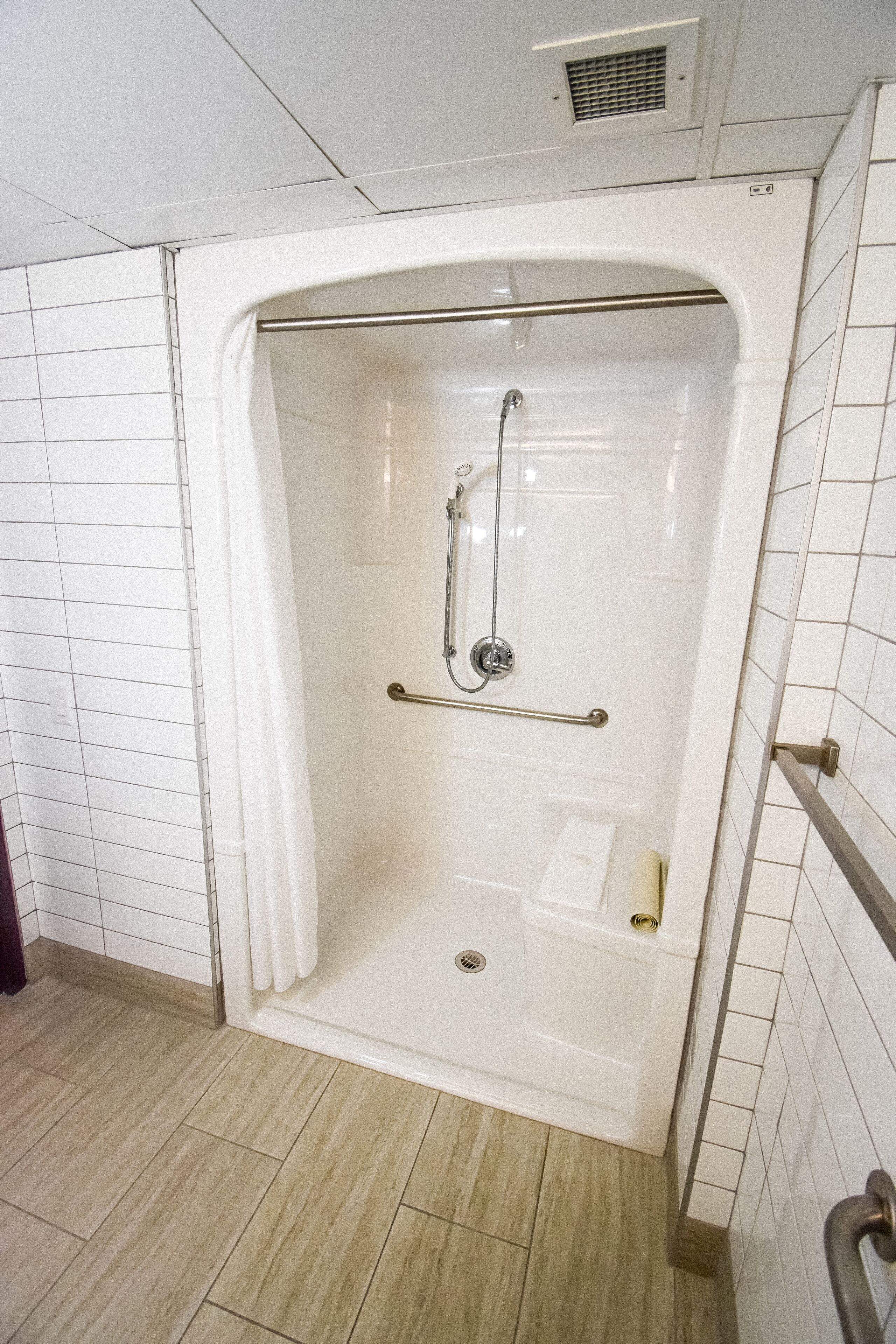 deluxe room | bathroom shower