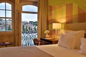 Double or Twin Room, Balcony, River View (Vintage)