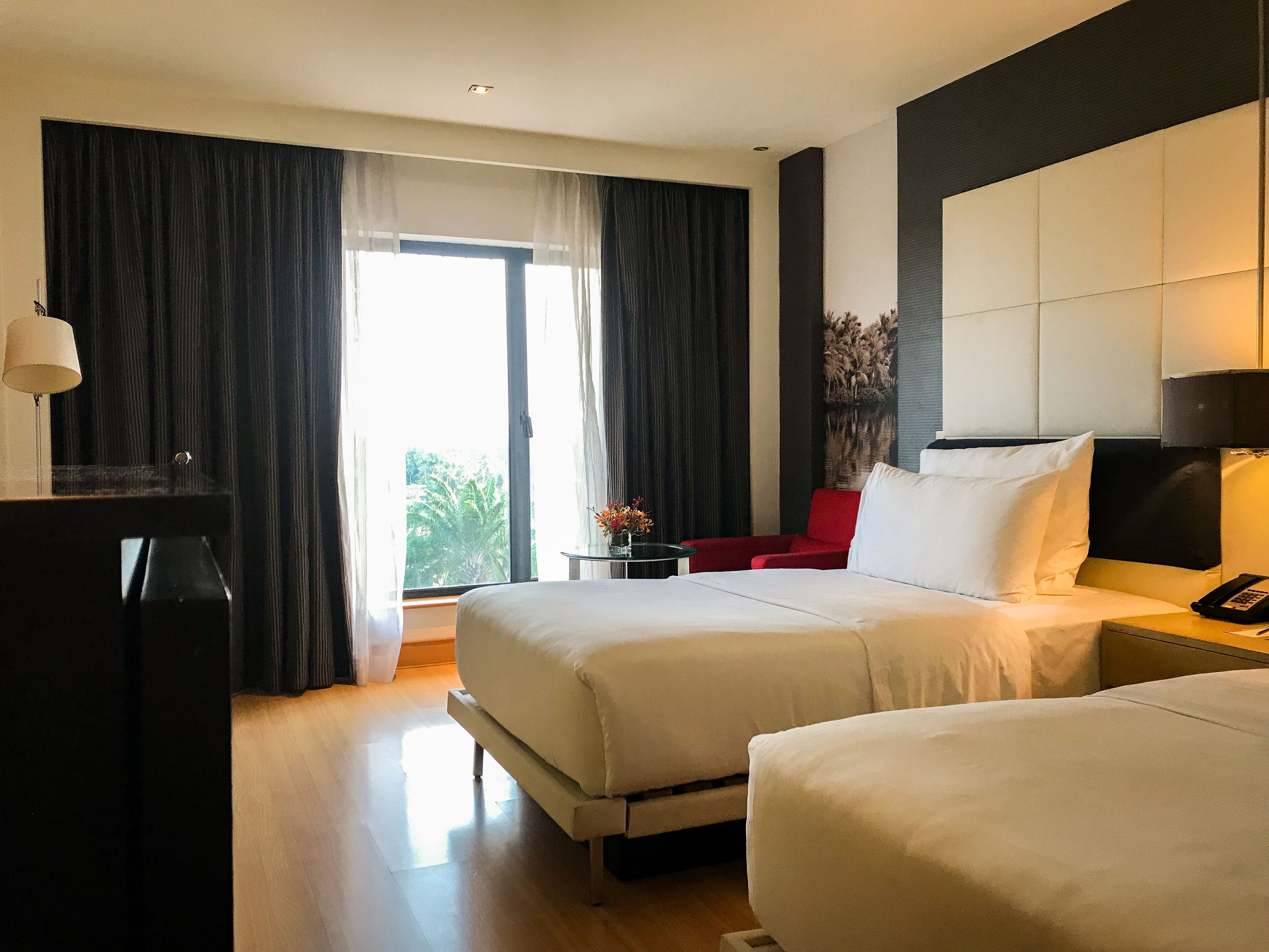 Premium bedding, minibar, in-room safe, desk
