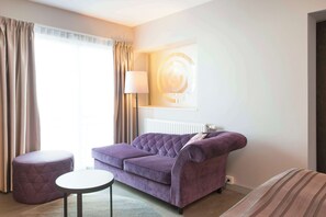 Desk, blackout curtains, WiFi, bed sheets - Scandic St Olavs Plass (Oslo)