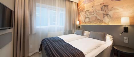 Economy Room, 1 Queen Bed