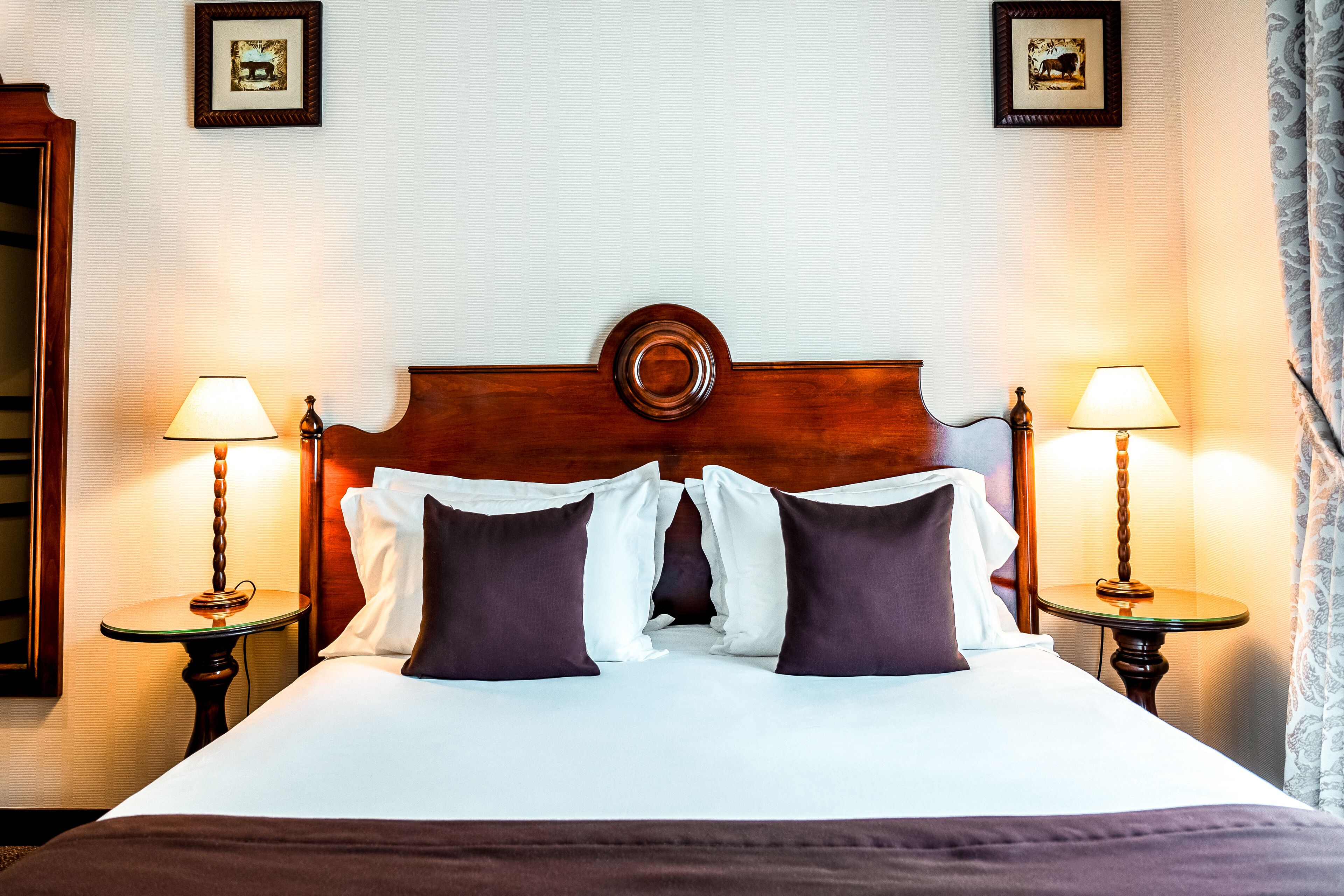 double room | premium bedding, in-room safe, desk, soundproofing