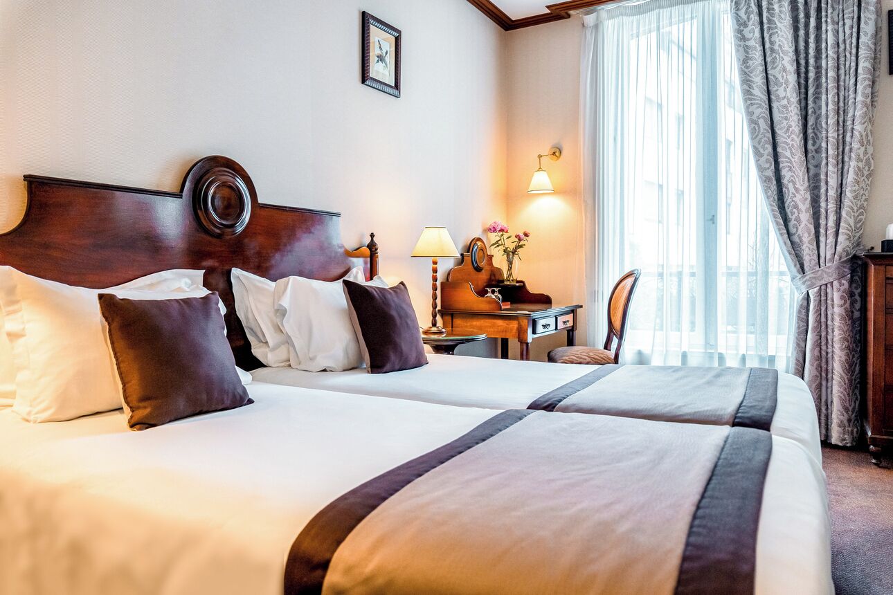 Premium bedding, in-room safe, desk, soundproofing