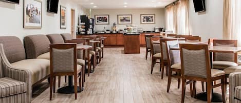 Free daily on-the-go breakfast