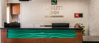 Quality Inn & Suites Warren - Detroit