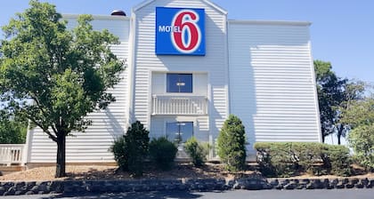 Motel 6 Maryland Heights, MO