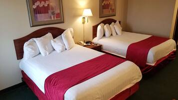 Escritorio, tabla de planchar con plancha y cunas gratuitas