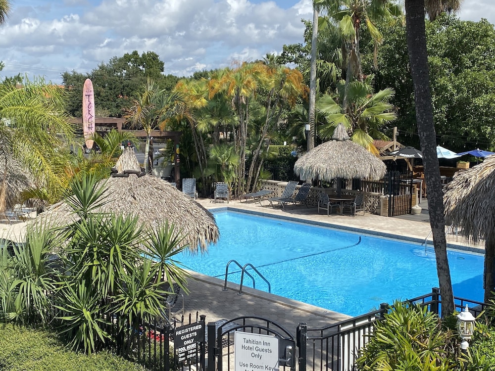 Tahitian Inn by null