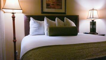 Studio (Condo) | Iron/ironing board, free WiFi, bed sheets, alarm clocks