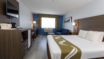 Standard Room, 1 King Bed with Sofa bed