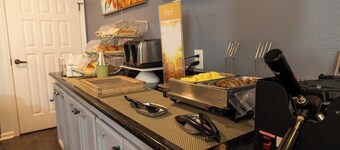 Quality Inn & Suites Tulare