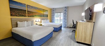 Days Inn by Wyndham Berlin Meriden