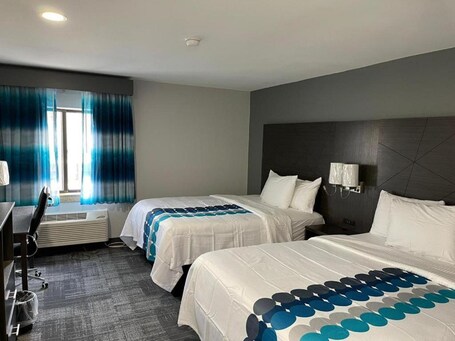 La Quinta Inn by Wyndham Indianapolis Airport Executive Dr - Image 50