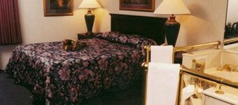 Lees Inn And Suites Muncie