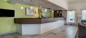 Best Western Carlton Suites