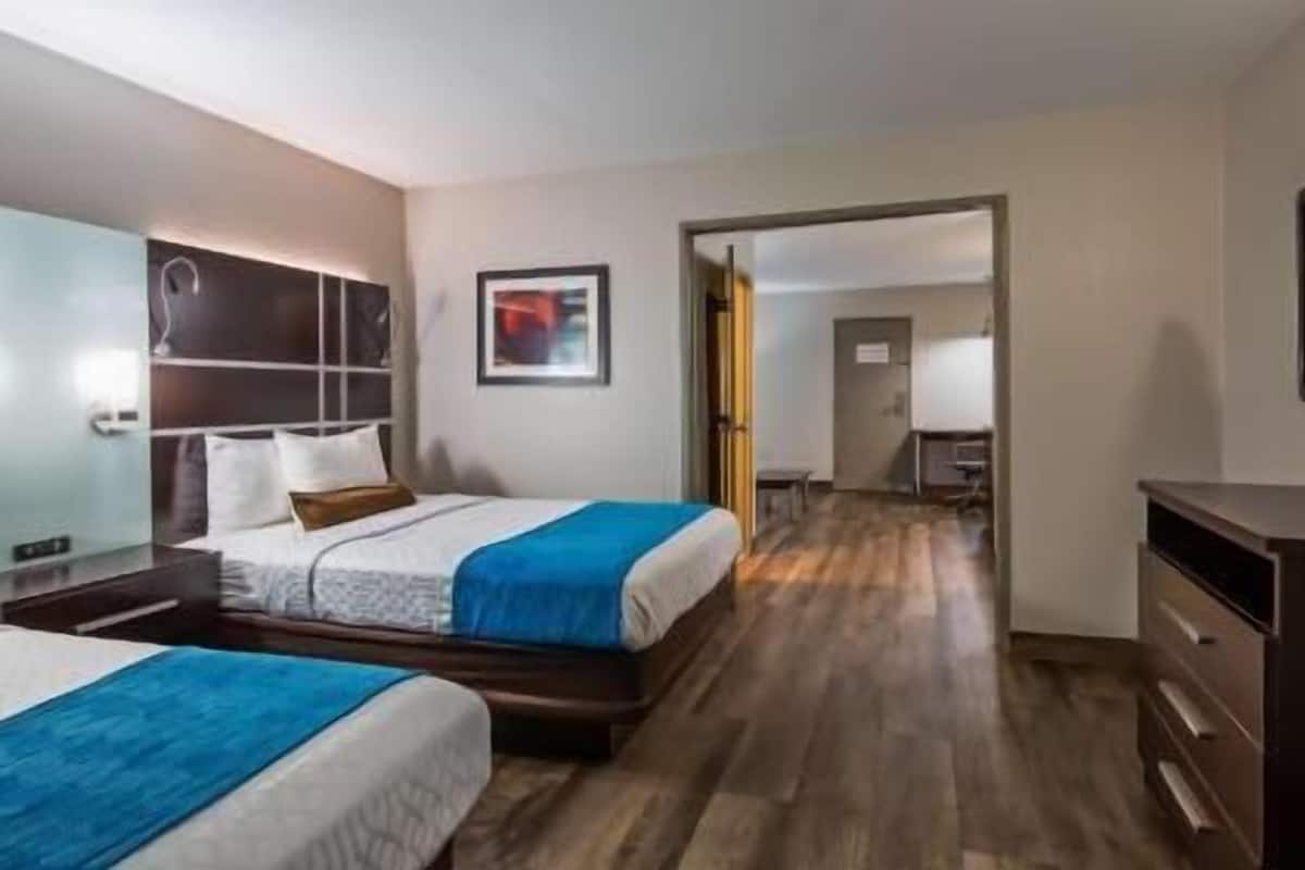 Desk, iron/ironing board, free WiFi, alarm clocks