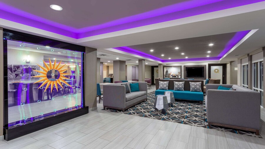 La Quinta Inn & Suites by Wyndham Effingham