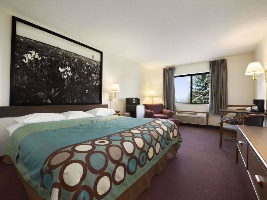 Suíte estúdio, 1 cama King, para não fumantes | Berços grátis, camas extras/dobráveis (sobretaxa), Wi-Fi de cortesia