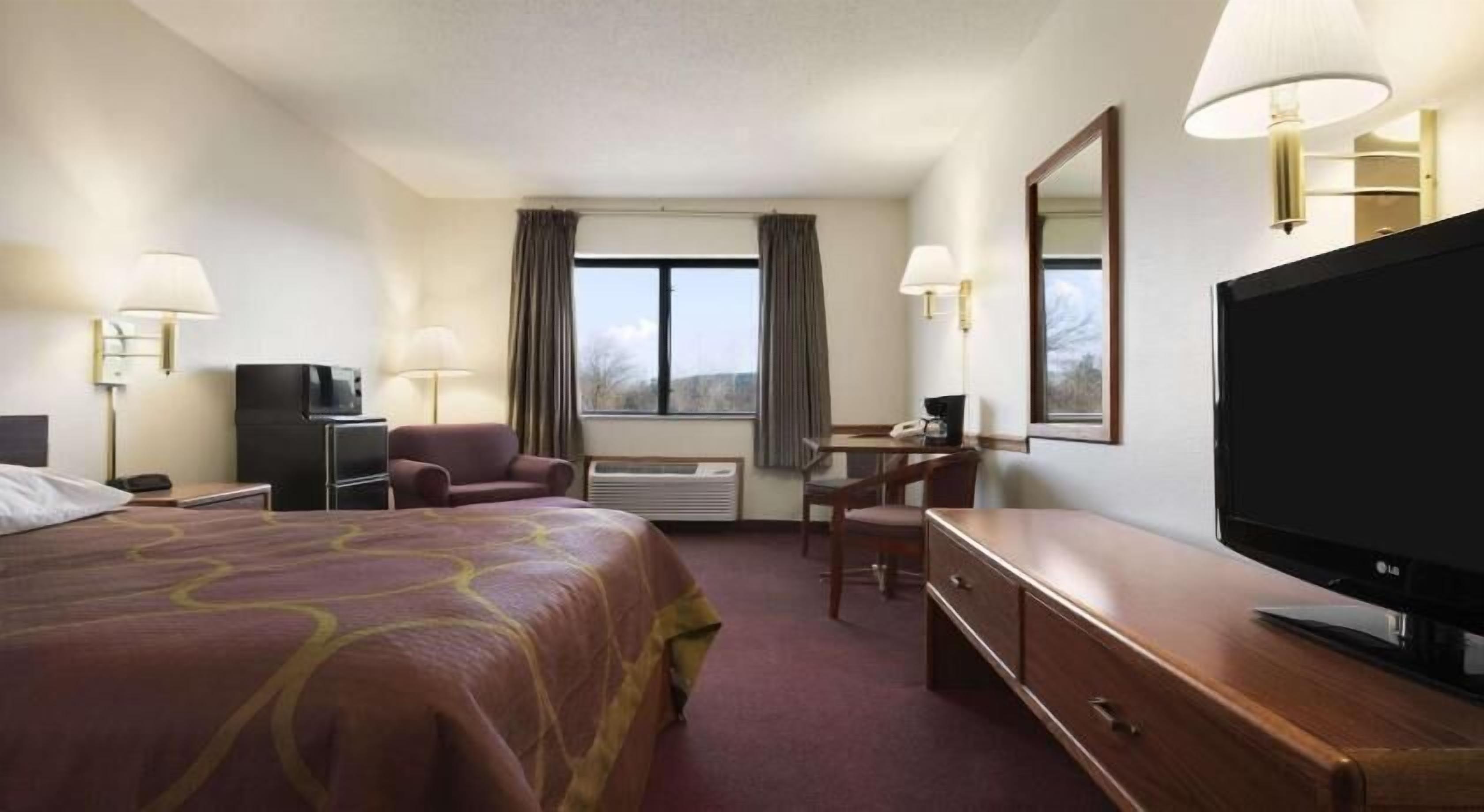 Kostenlose Babybetten, Zustellbetten, kostenloses WLAN, Bettwäsche