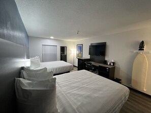 1 habitación, escritorio y espacio para trabajar con laptop 