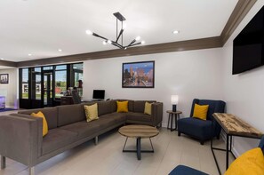 Lobby - Quality Inn South Bend Near Notre Dame (South Bend)