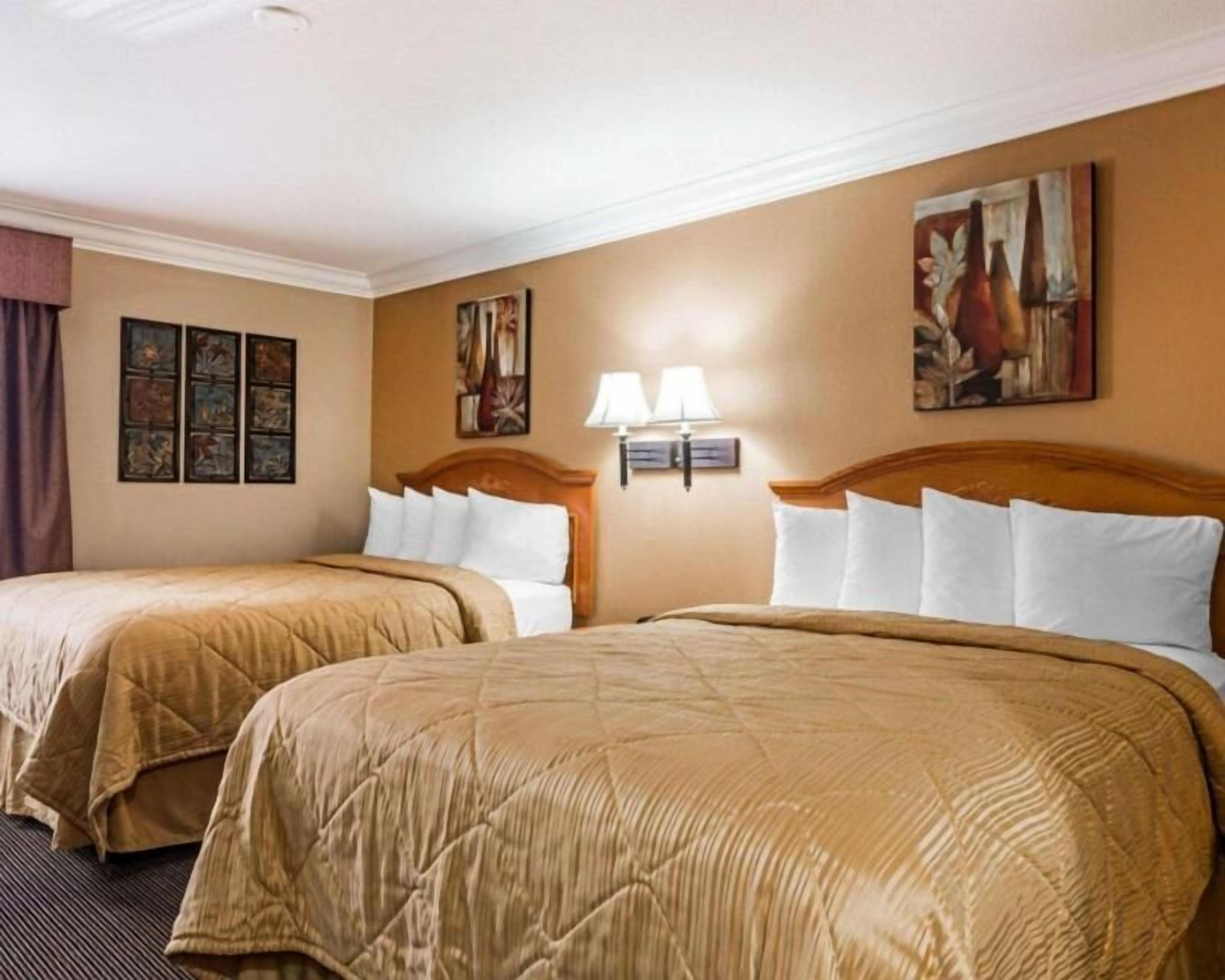 1 bedroom, premium bedding, pillowtop beds, desk