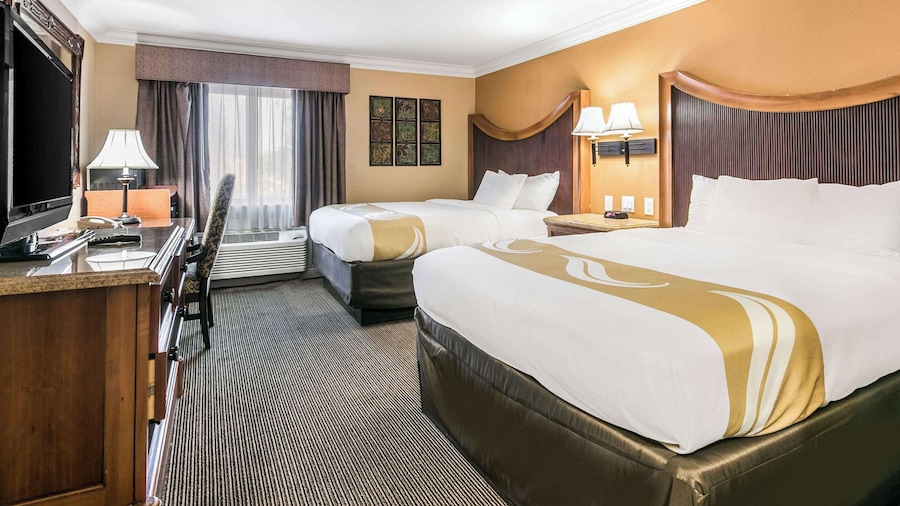 Quality Inn & Suites