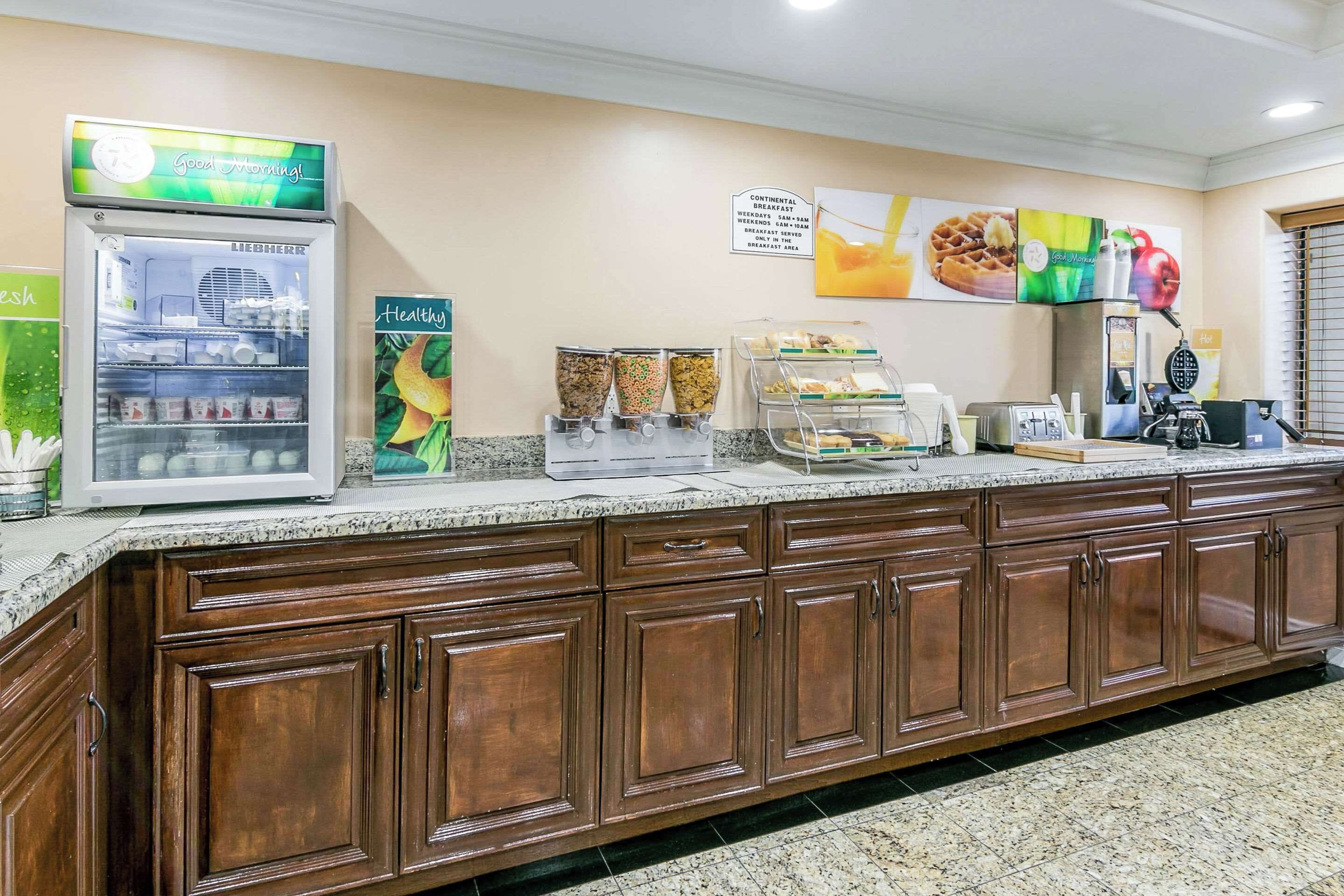 Foto - Quality Inn & Suites Atlanta Airport South
