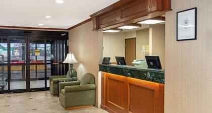 La Quinta Inn & Suites by Wyndham Stevens Point