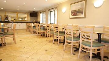 Free continental breakfast