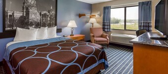 Super 8 by Wyndham Iowa City/Coralville