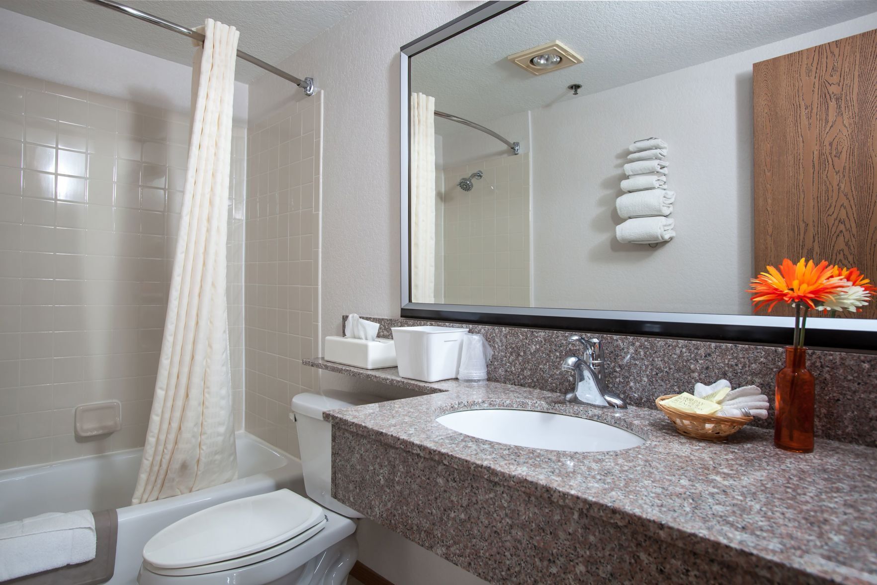 Bathroom | Hair dryer, towels